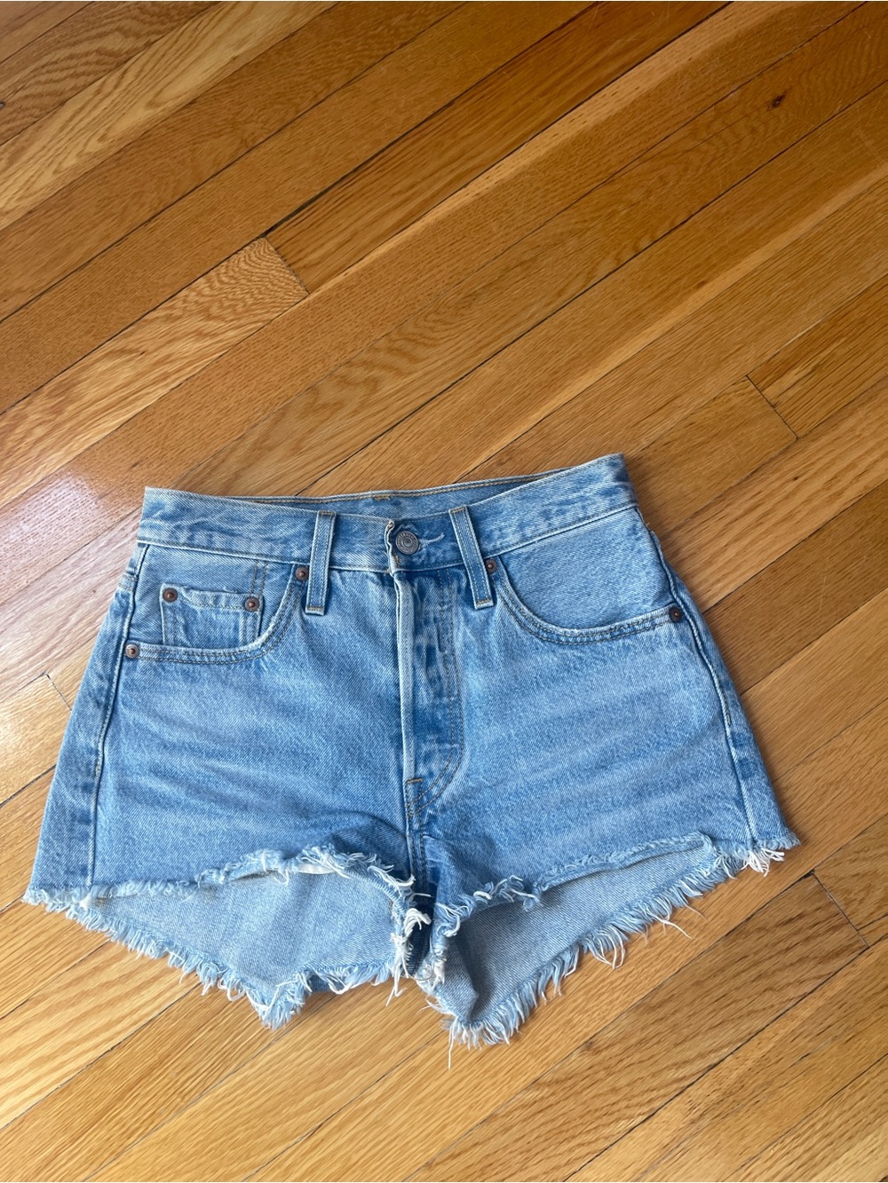 Levi's 501 size 24 Light Blue Denim Frayed Hem High-Rise Shorts
